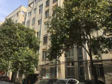 一半生活,一半诗和远方 ,一楼带院满足对生活的期盼