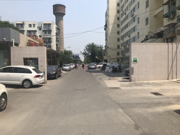 古城地铁楼实景图