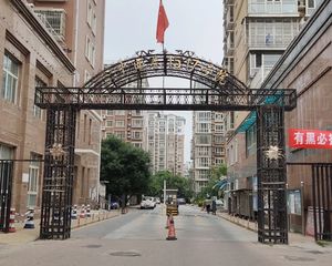 康宁家园 电梯房 南北通透 4室2厅3卫