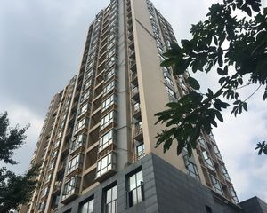 榜样1室1厅东南