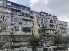 采光好无遮挡,近淞南公园,出门就是菜市场