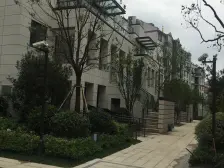 次新电梯洋房,得房率高,绿化高,万科物业,户型好