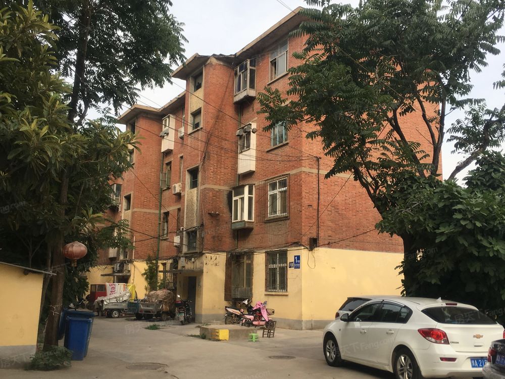 小区相关图