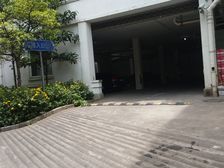 花园位置 前后无遮挡 飞机户型 停车方便 议价空间大