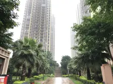 商圈旁边的小区,户型方正,采光好,视野开阔