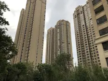 新小区 人车分流 风雨连廊 精装三室 业主诚心出售