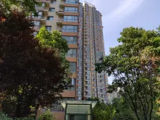 西流湖旁 花园社区 人车分流 通透大三房 拎包入住