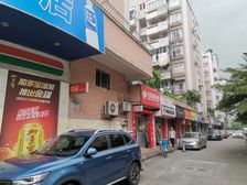 东方花园二区 一梯两户 南北对流 小区中间 中间楼层