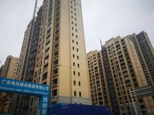 地铁口,首排,小高层,四室两卫,精装修