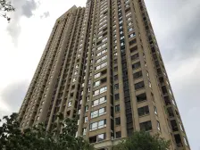 万科开发、精装3房。次新小区,环境好,73