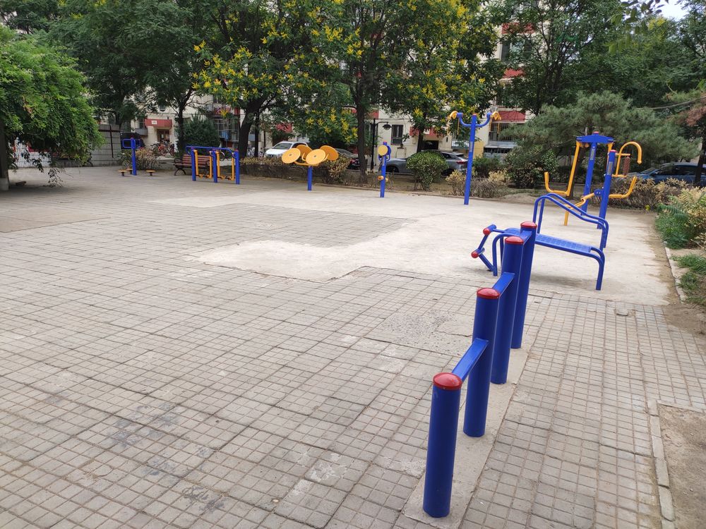 小区相关图