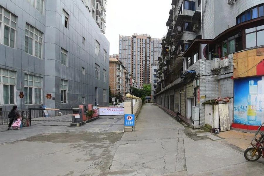 小区相关图