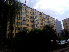 双风华 亚麻小区 两室 阳面 62米采光好 户型好