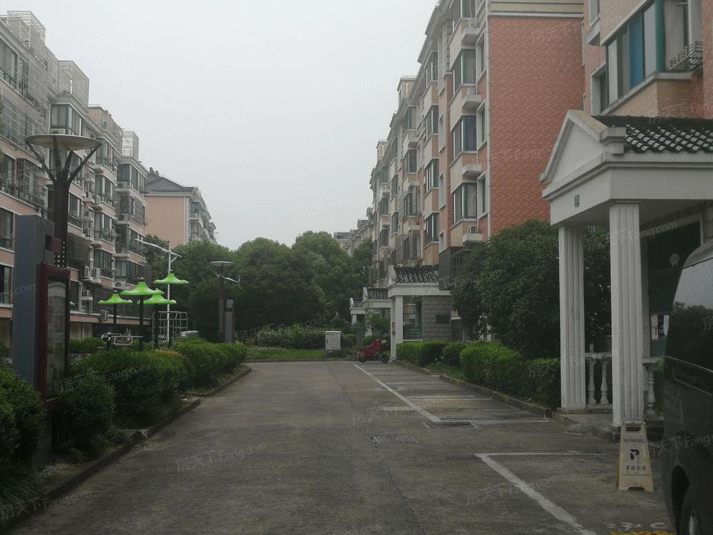 小区相关图