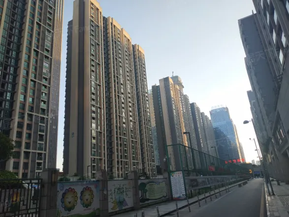 【贵阳中天会展城b区小区,二手房,租房】- 贵阳房天下