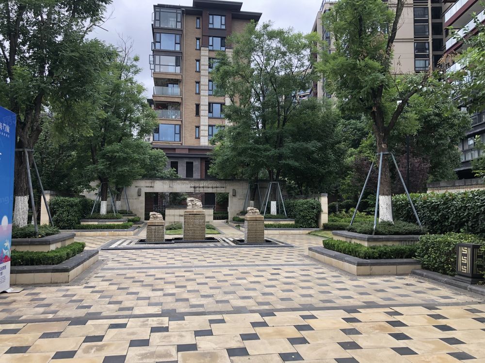 小区相关图