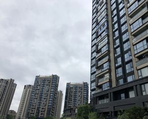 万科公园5号4室3厅东