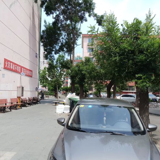  ��԰С��2��1��1���ϱ�����2400.00Ԫ/�³��� 