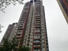 黄泥磅近轻轨 小区电梯小户型拎包入住