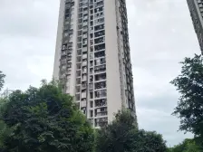 房子是精装修两房,装修保持的很新,楼层好,采光好