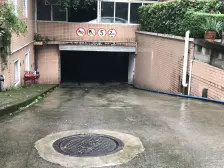 奥体轻轨100米 单价8400 正规三房 带入户花园。