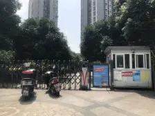 汽博近轻轨 香堤花径 精装两房 生活配套成熟 拎包入住