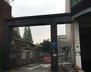 神仙树6号院2室2厅东南