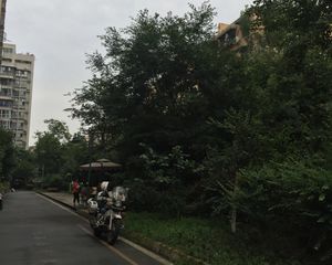 名城金典2室1厅东南南西南