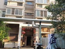 1号地铁 三环内 次新房 双气精装修 楼层好 紧 邻公园