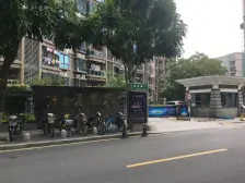 此房满2年,全景视野,无遮挡海景,现代高档装修