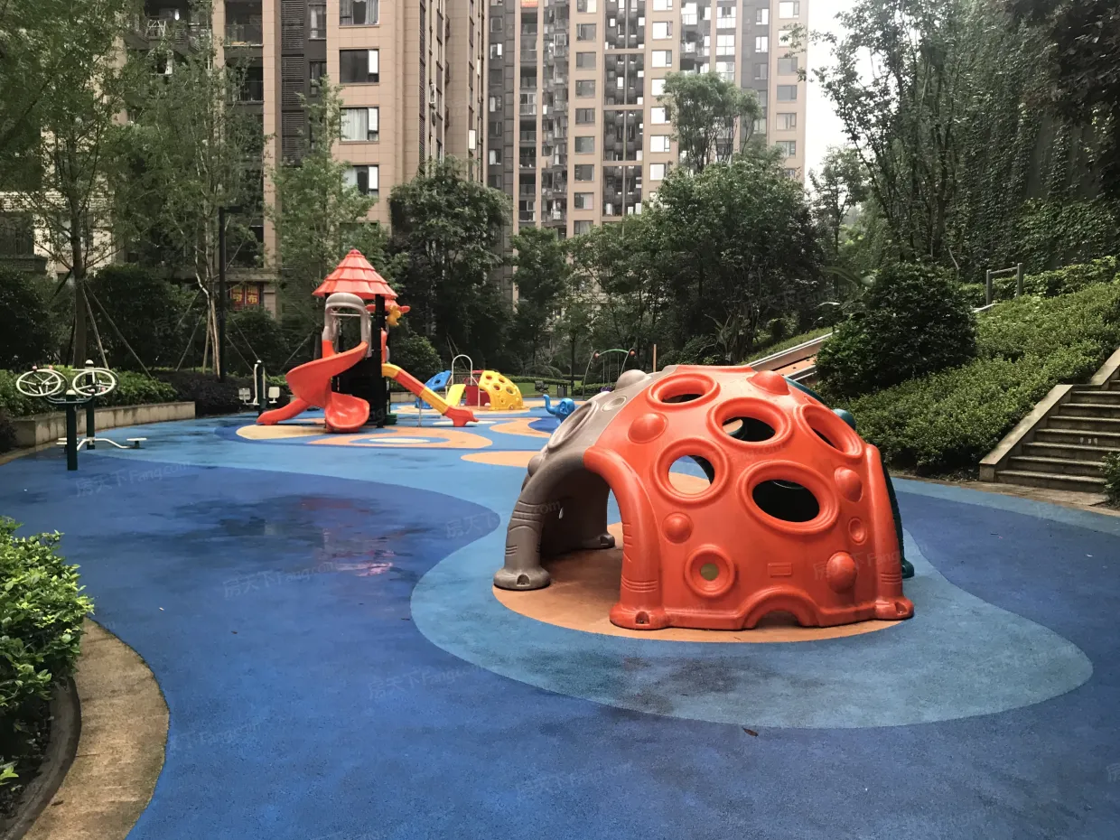 保利江上明珠乐园