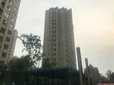 次新小区精装一房,高楼层,诚意出售