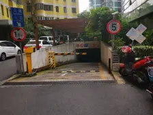 三房朝南&#x2B;两厅双阳台,江景房,全明户型,无斜角精装修