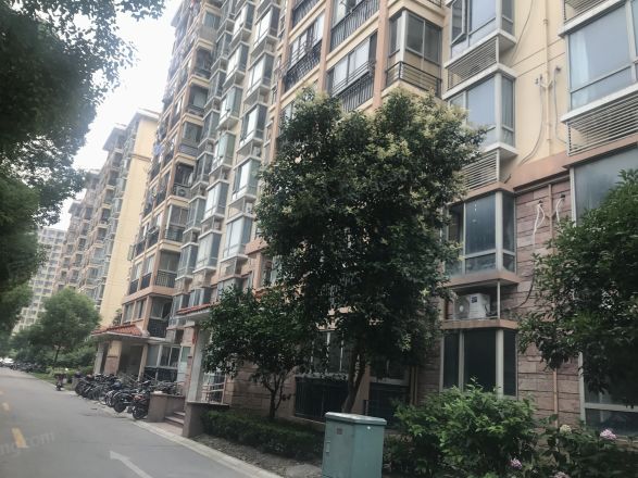 源枫景苑实景图