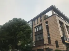 交大旁,电梯高区采光好,置换诚心出售。