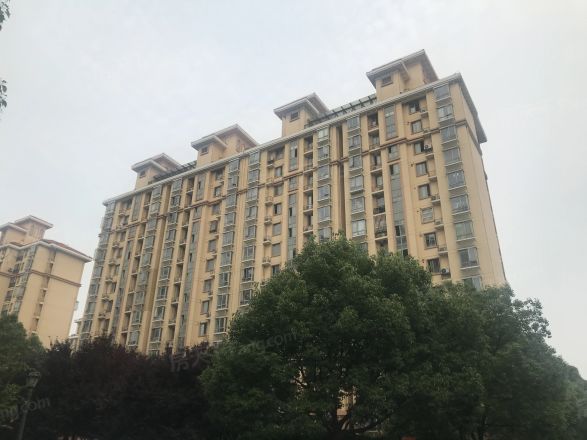 源枫景苑实景图