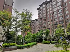 花园路天地湾 地铁口 带阁楼 精装修拎包入住 诚心出售