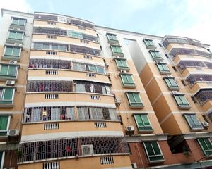 大社区,精装三房诚心出售,自住保养好