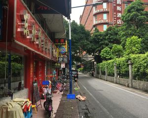 军体院安静小区电梯正规一房一厅户型方正实用望园林