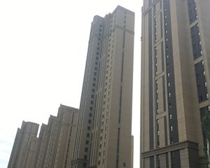 三居飞机户型中海自有物业小区绿化好