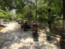 中州大道东风路 非常国际 精装修2房 拎包住人车分流