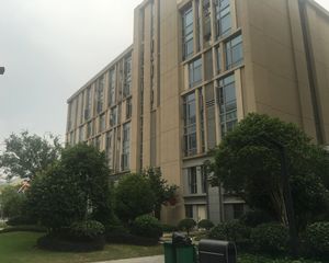 世茂水城1室1厅南