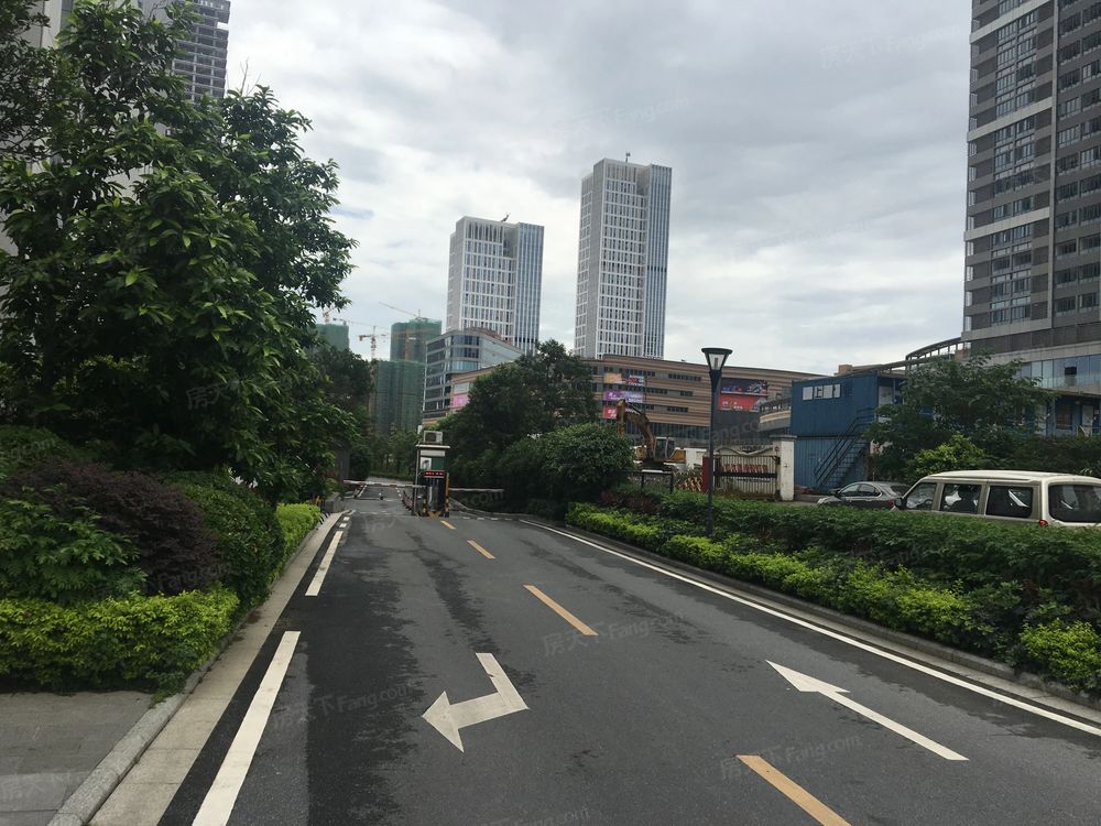 小区相关图