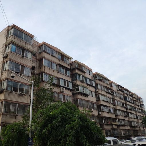  �ɻ���Է3��2��1���ϱ�����1000.00Ԫ/�³��� 