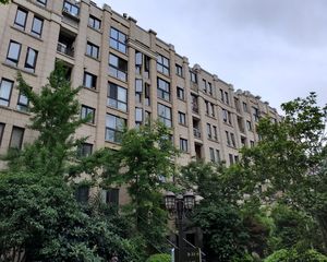 近地铁,现场实勘产权清晰,电梯房店长力推