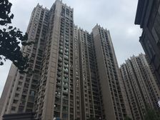 金牛万达A组团2室1厅东北