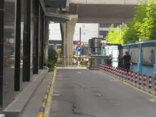 东明路正弘一级物业 南北通透三房 看房方便 价位可谈