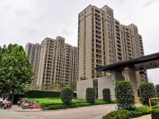 惠济区 电梯双气次新房 带60平私家大露台 毛坯房 价格实惠