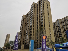 建业花园里纯毛坯 好楼层好户型 采光视线好 看房方便