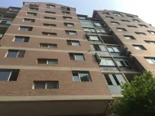 封闭小区 小区环境好南北 34 红岩